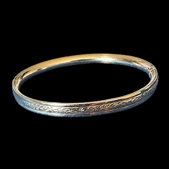 Antique Gold Filled Baby Child Bangle Christening Baptism Gift Heirloom - Picture 1 of 7